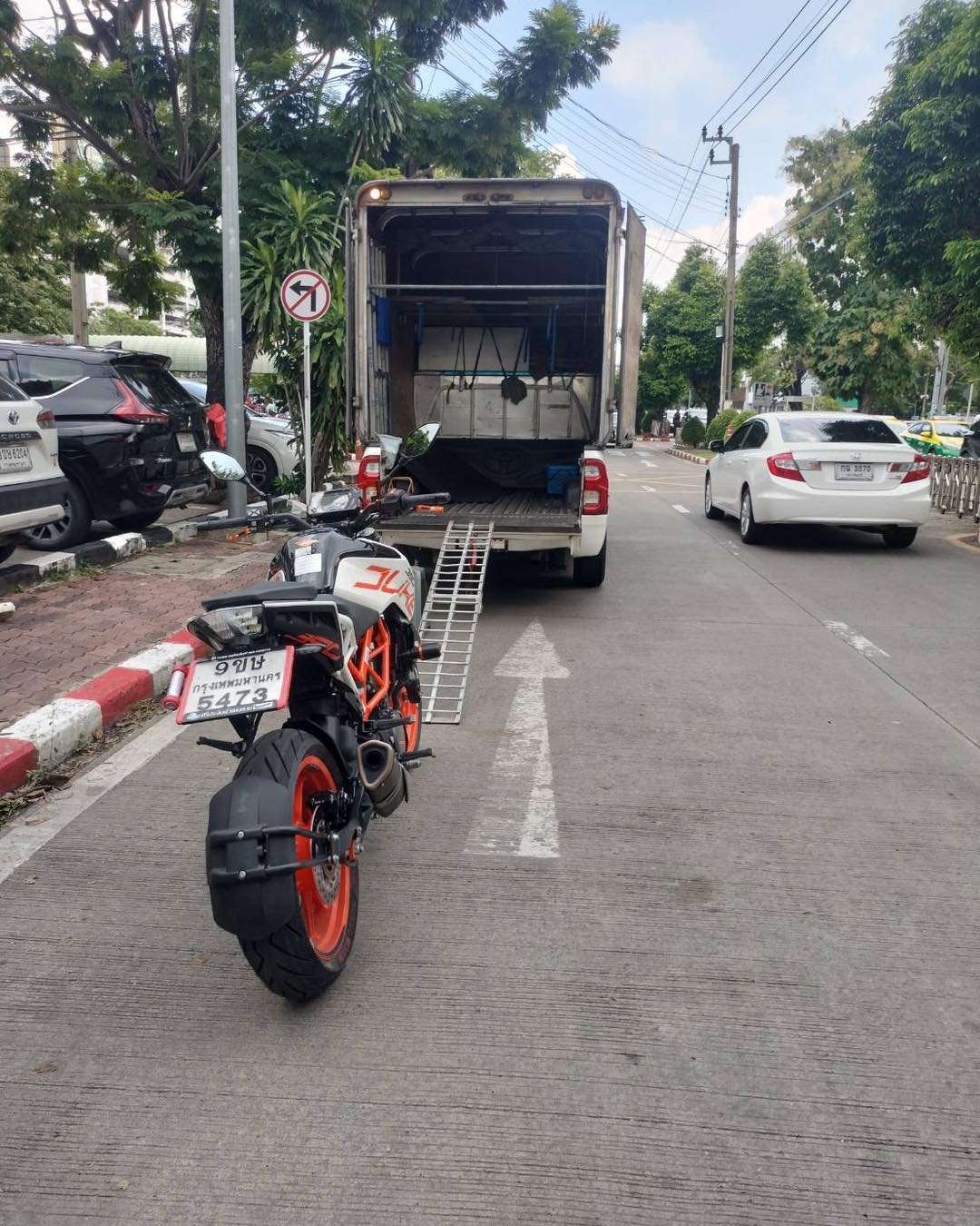 ขนส่งบิ๊กไบค์ KTM